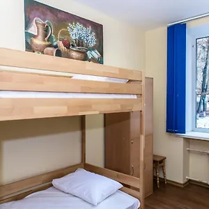 2* Hostel Botanic Globus